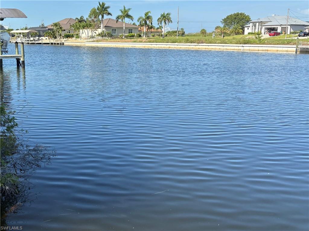 CAPE CORAL - Land