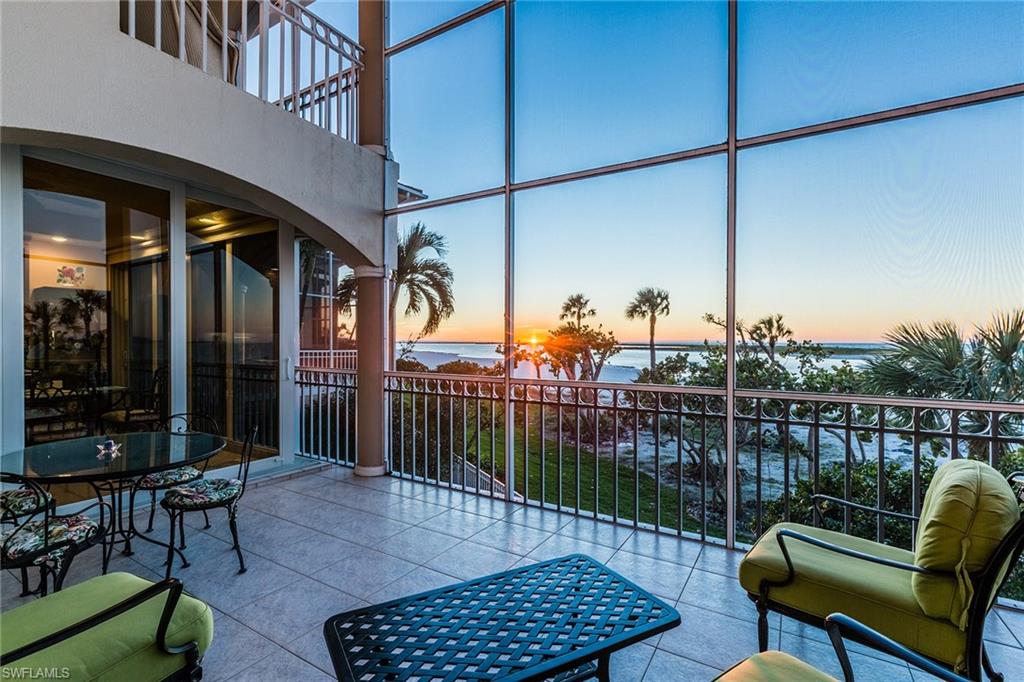 HIDEAWAY BEACH - Residential