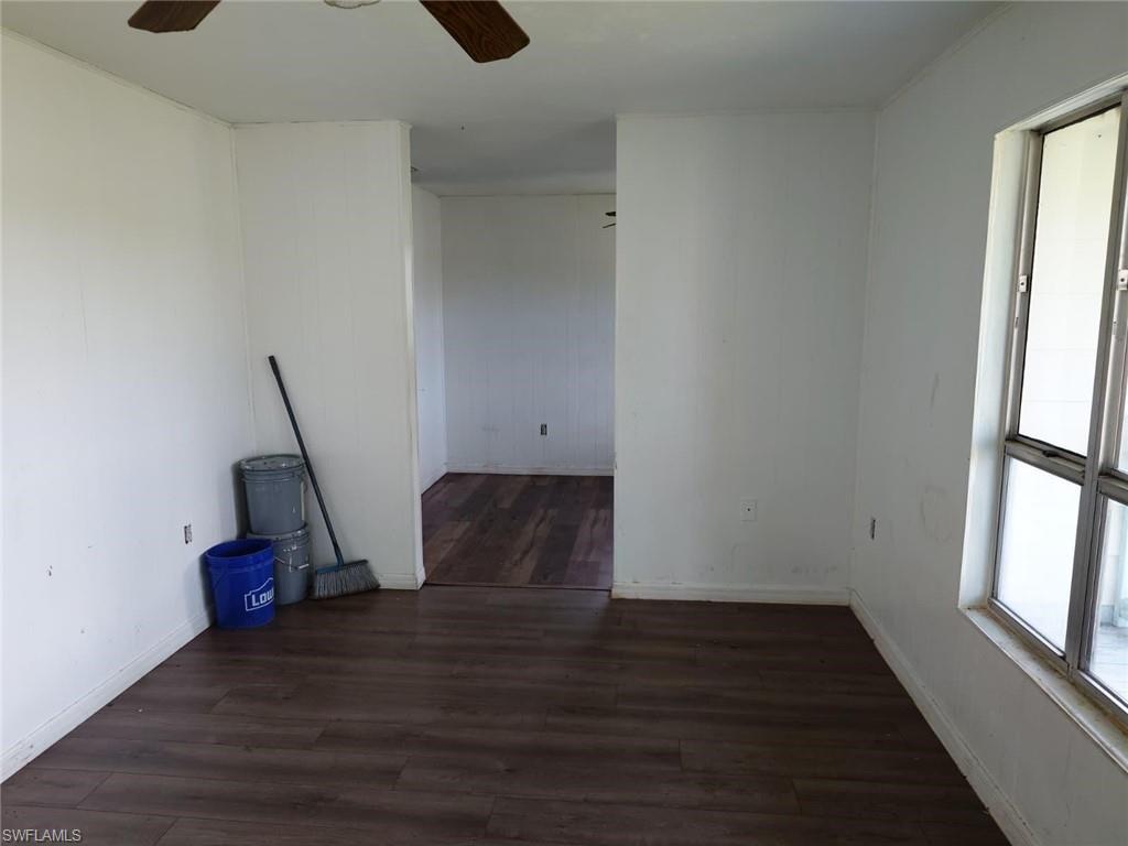 SCHOOLVIEW HOMES - Residential