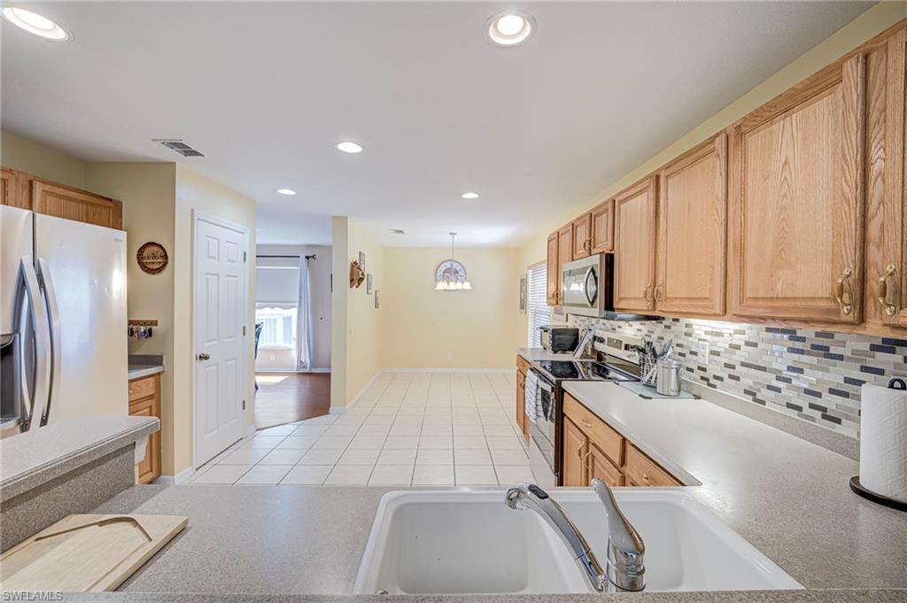 DANFORTH LAKES - Residential