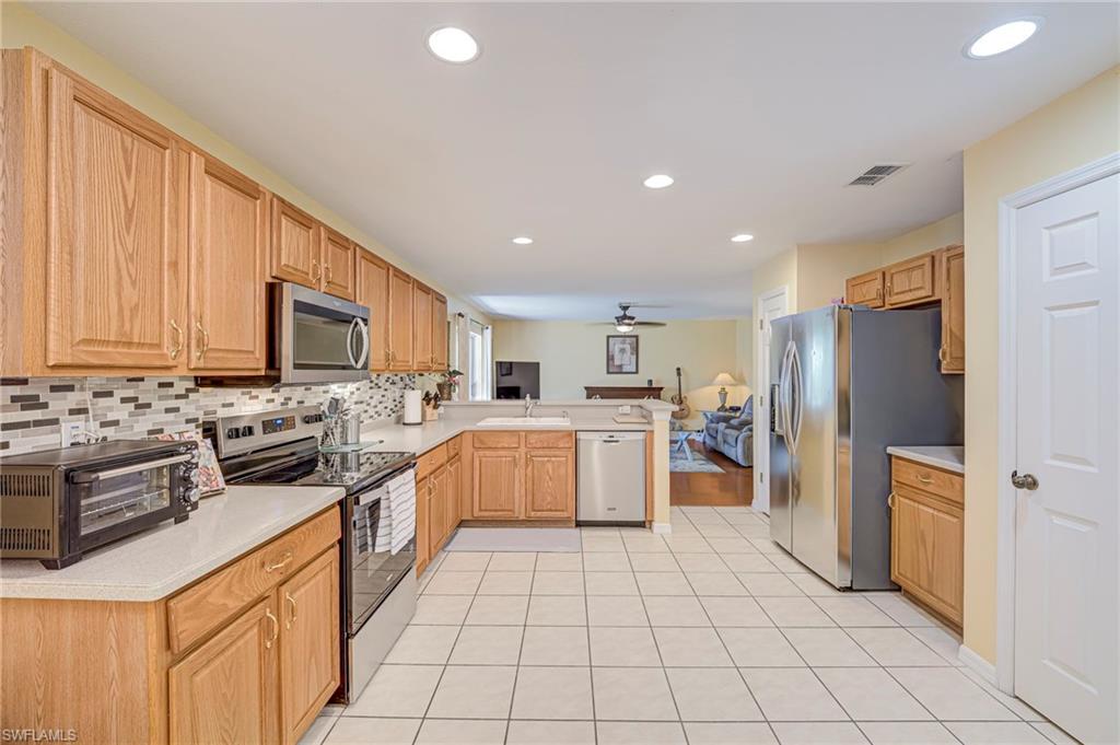 DANFORTH LAKES - Residential
