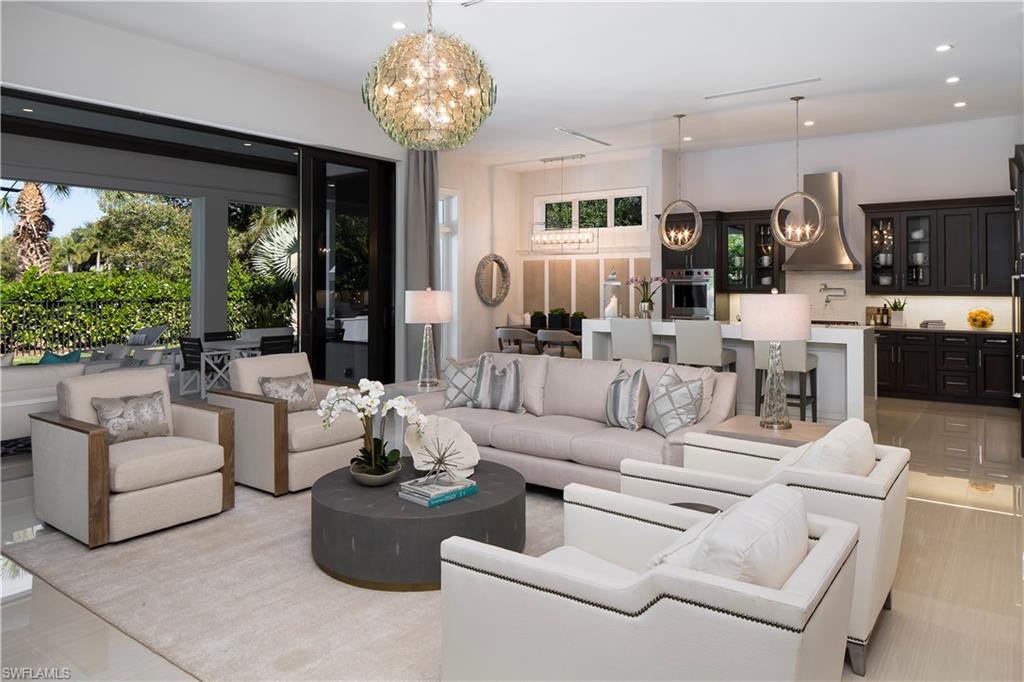 MOORINGS - Residential