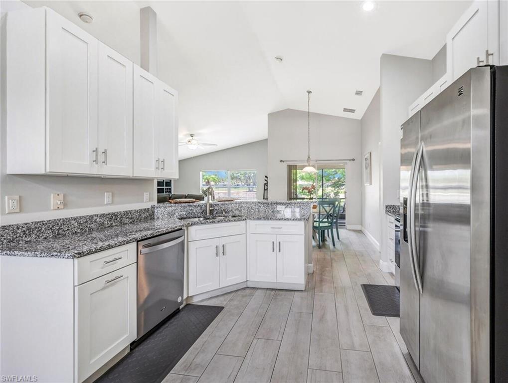 STONEYBROOK - Residential