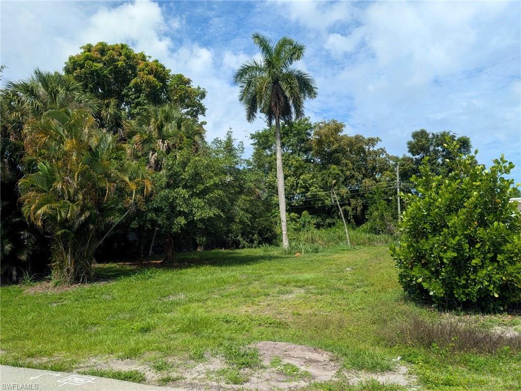 AVALON ESTATES - Land