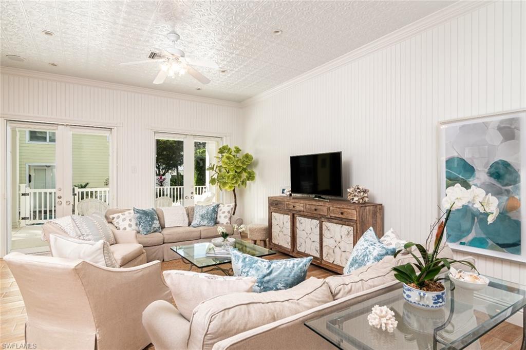 OLDE NAPLES - Residential Lease