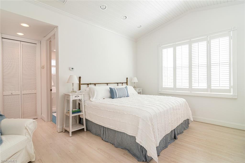 OLDE NAPLES - Residential Lease