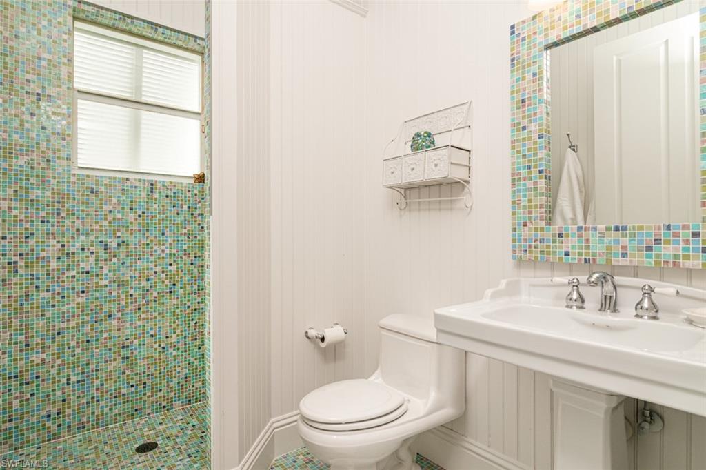 OLDE NAPLES - Residential Lease