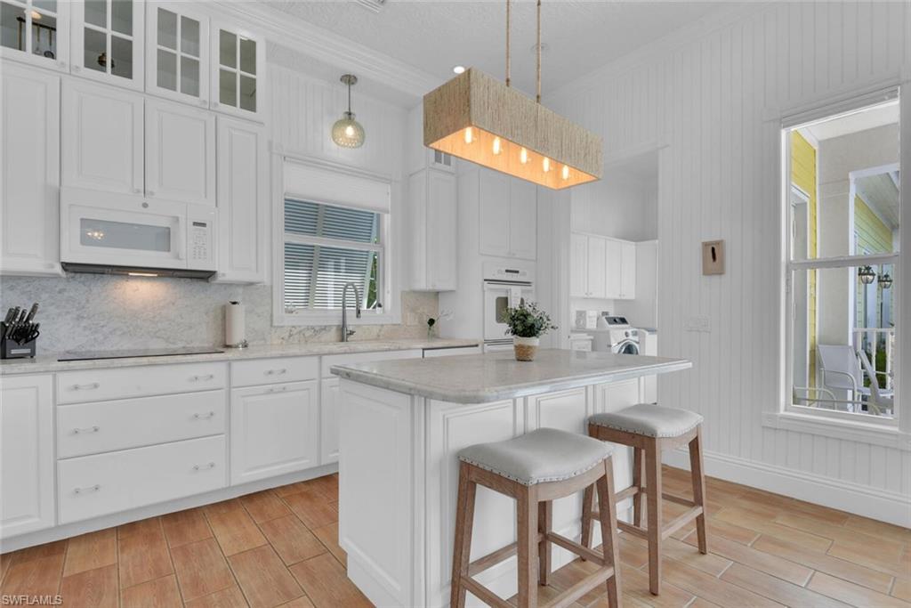 OLDE NAPLES - Residential Lease