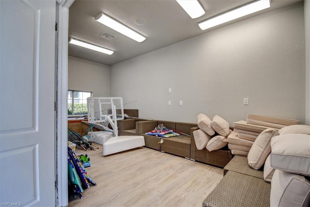 HARBOUR PRESERVE - Residential