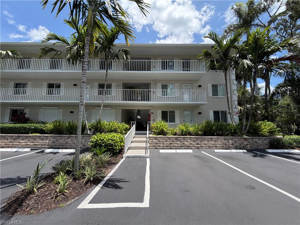 NAPLES SANDPIPER BAY CLUB - Residential Lease