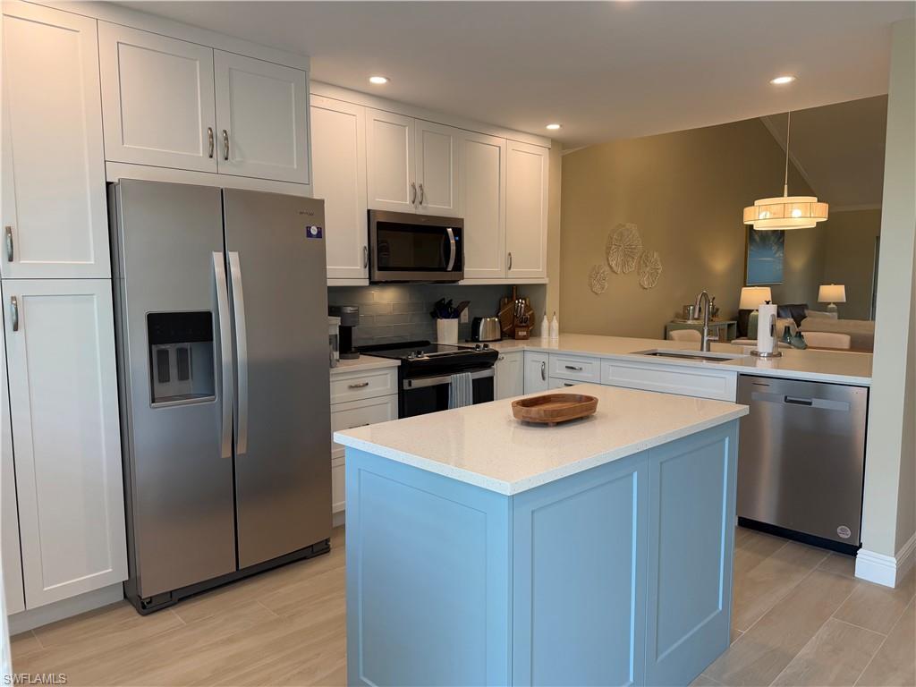 NAPLES SANDPIPER BAY CLUB - Residential Lease