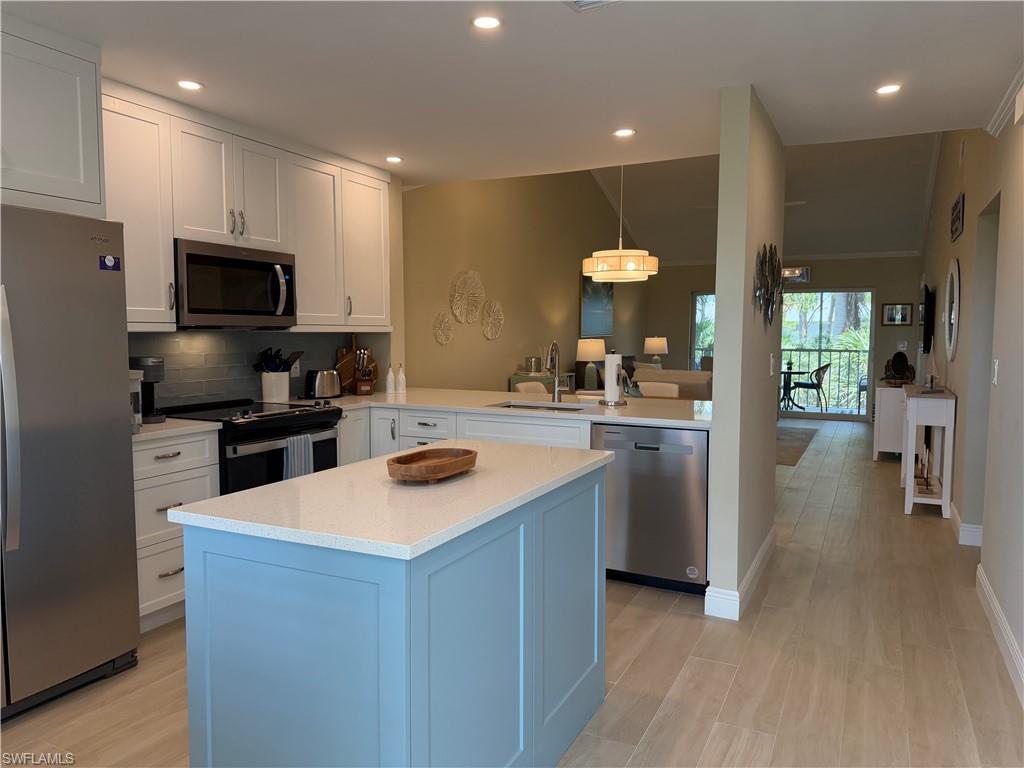 NAPLES SANDPIPER BAY CLUB - Residential Lease