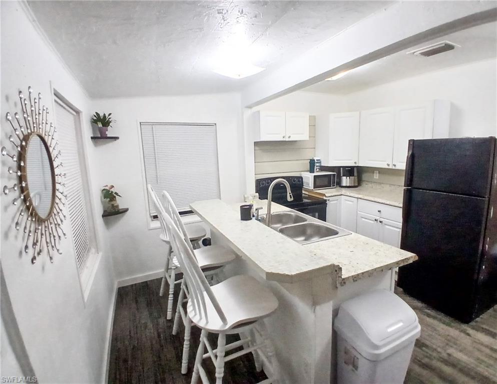 CABANA CITY - Residential Lease