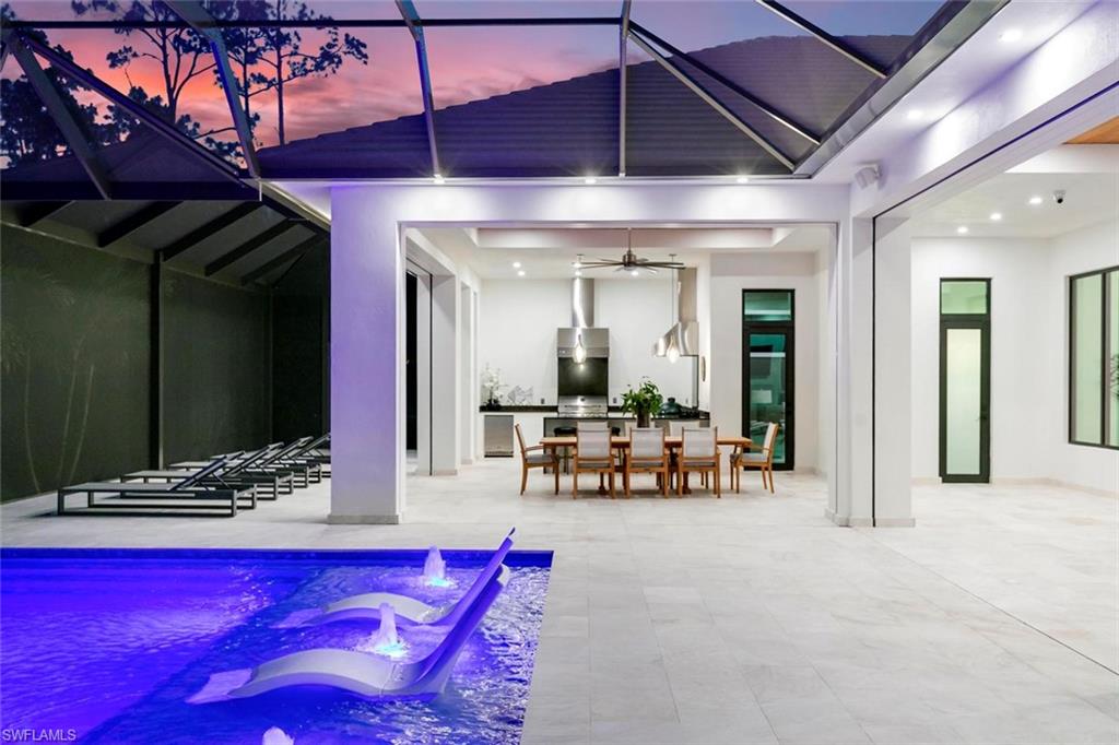 OAKES ESTATES - Residential