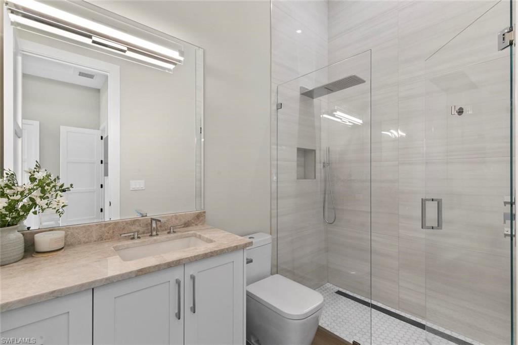 OAKES ESTATES - Residential