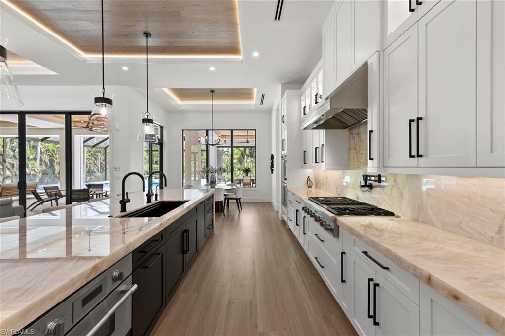 OAKES ESTATES - Residential