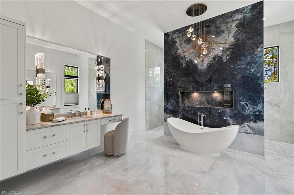OAKES ESTATES - Residential