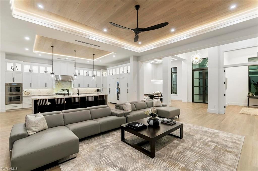 OAKES ESTATES - Residential