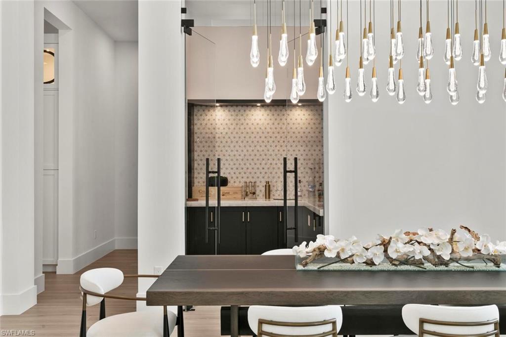 OAKES ESTATES - Residential