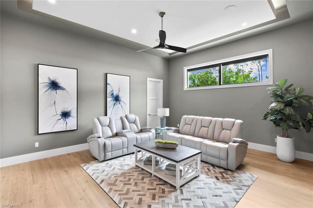 OAKES ESTATES - Residential