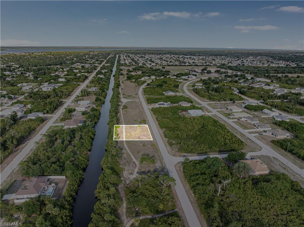 PORT CHARLOTTE - Land
