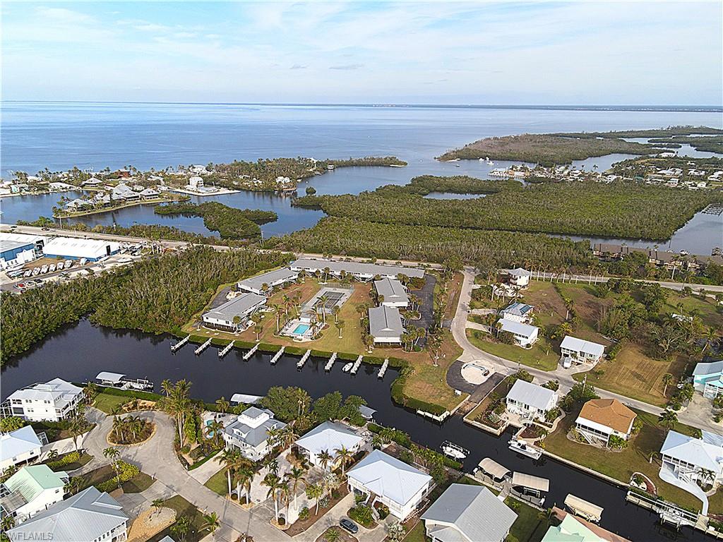 CAPTAINS COVE - Residential