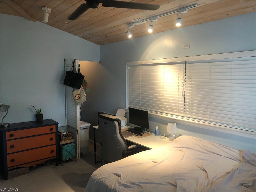 CAPTAINS COVE - Residential