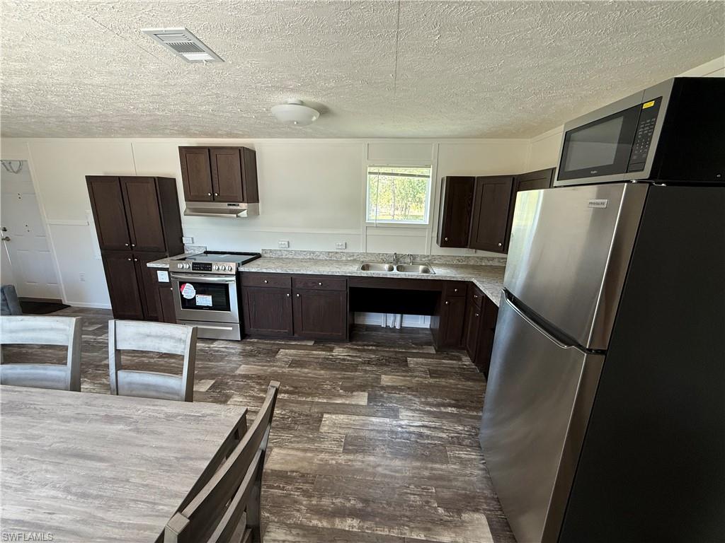 MONTURA RANCH ESTATES - Residential