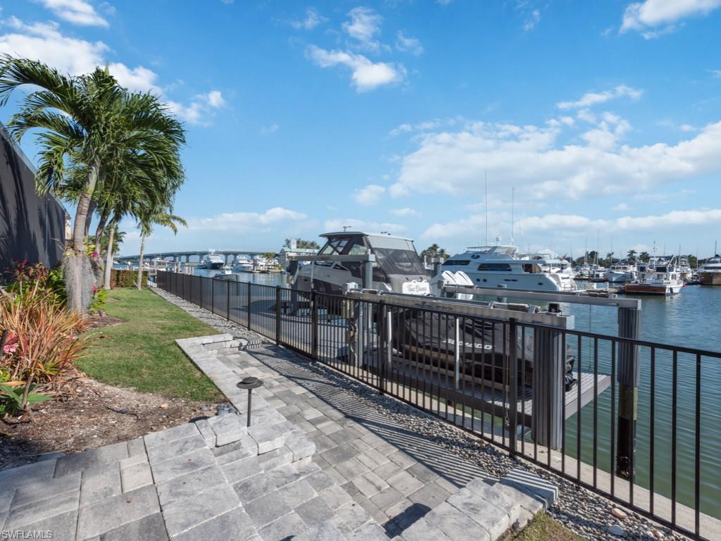 MARCO ISLAND - Residential