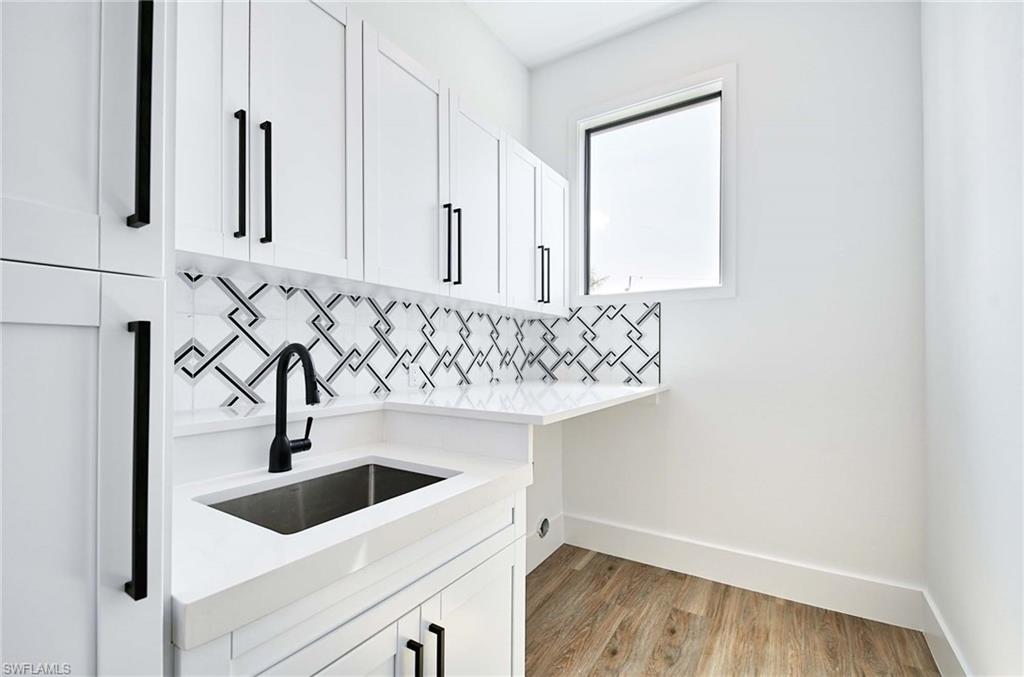 ISLES OF CAPRI - Residential