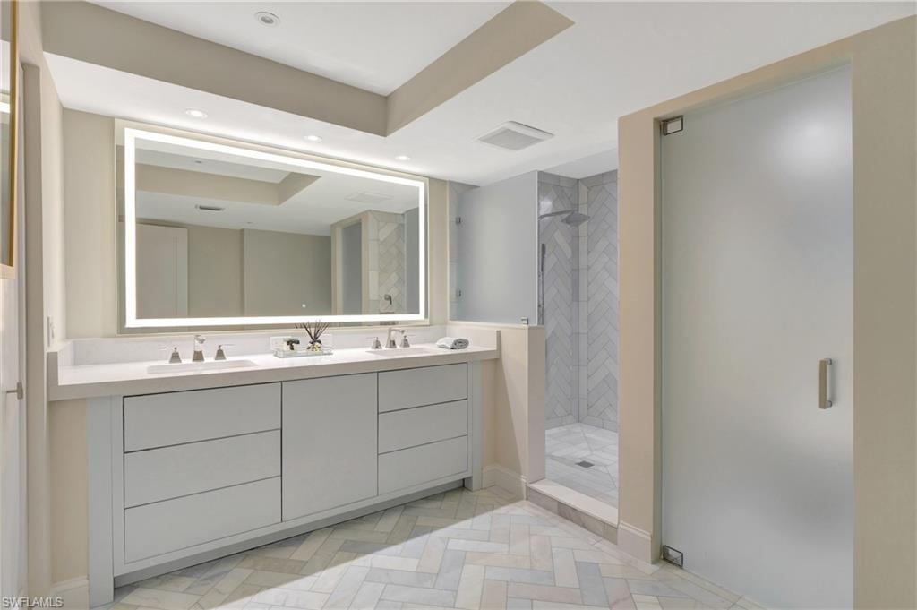ADMIRALTY POINT - Residential Lease