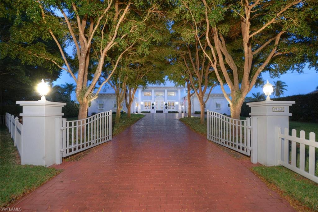 AQUALANE SHORES - Residential
