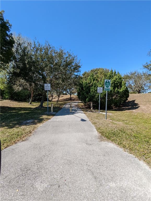 CAPE CORAL - Land