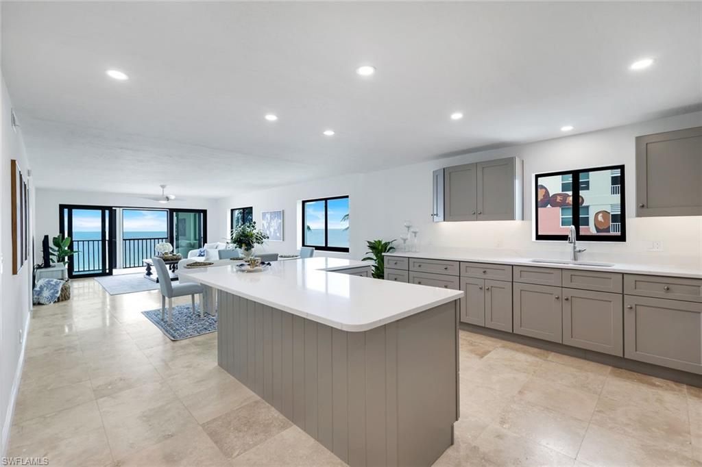 DOLPHIN WATCH CONDO - Residential
