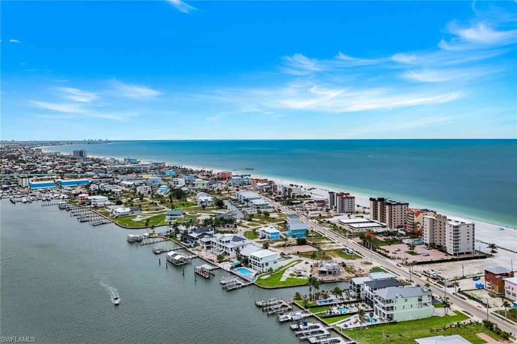 DOLPHIN WATCH CONDO - Residential