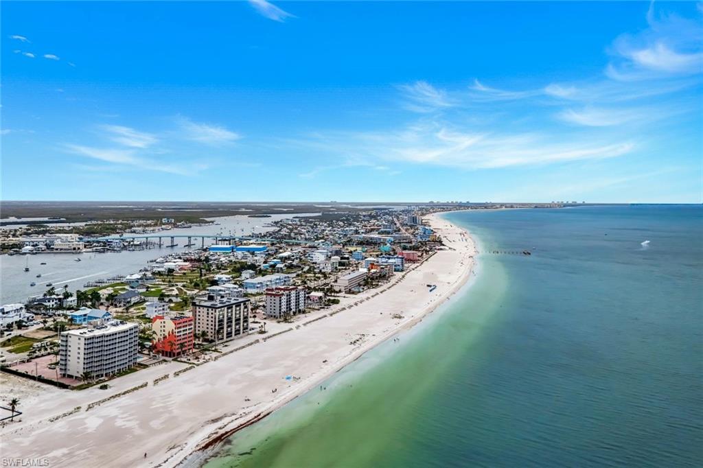 DOLPHIN WATCH CONDO - Residential
