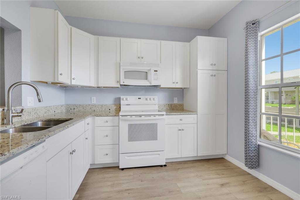 ISLAND PARK WOODS - Residential