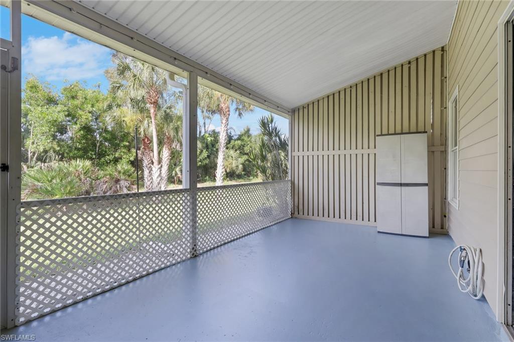 ISLAND PARK WOODS - Residential