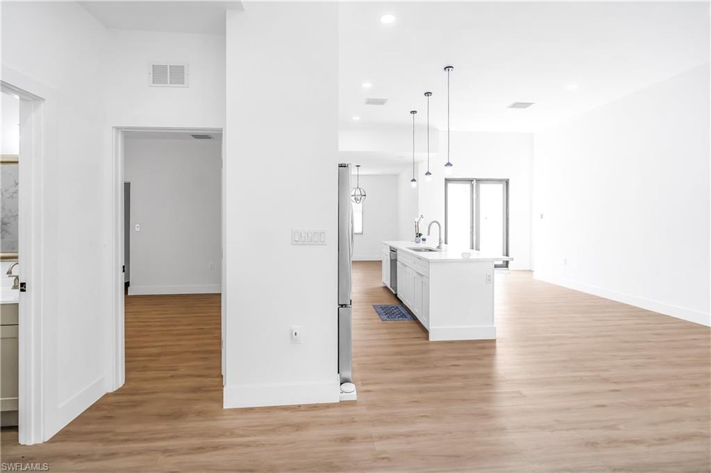 MONTURA - Residential