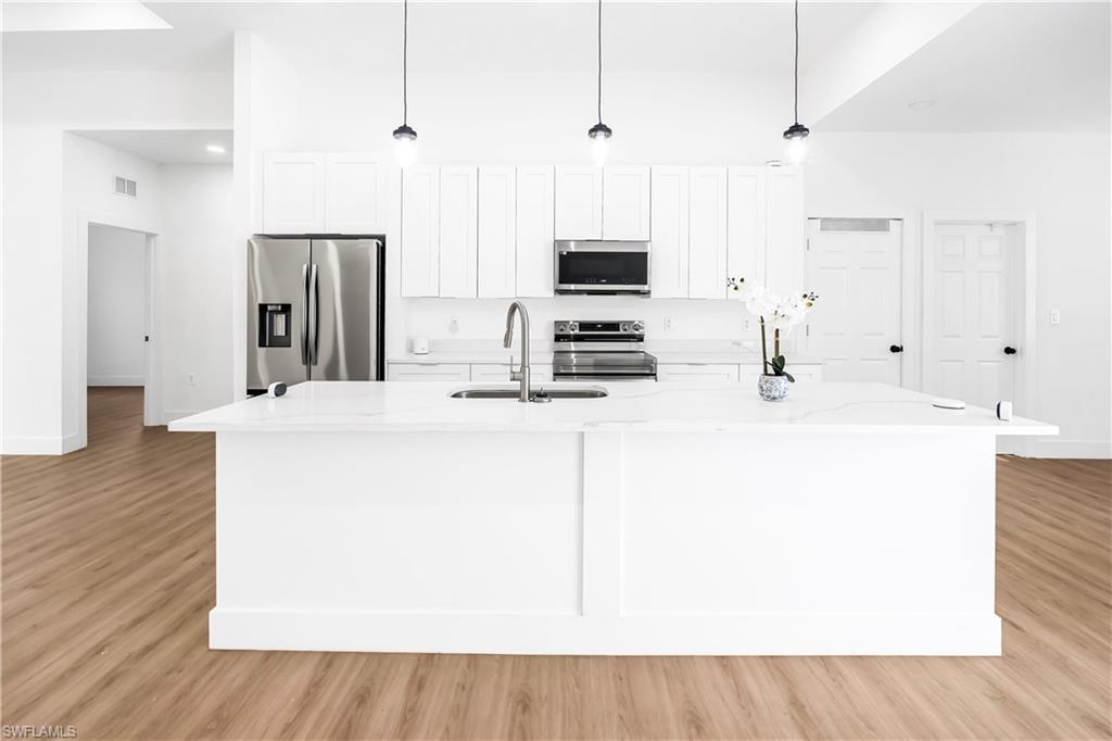 MONTURA - Residential