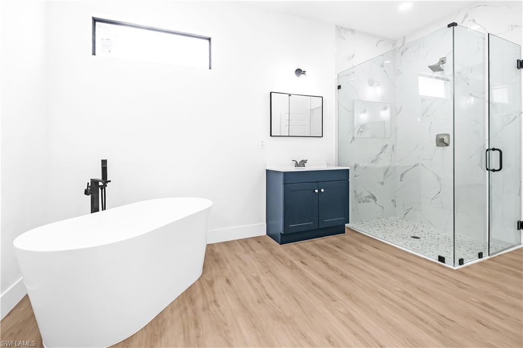 MONTURA - Residential