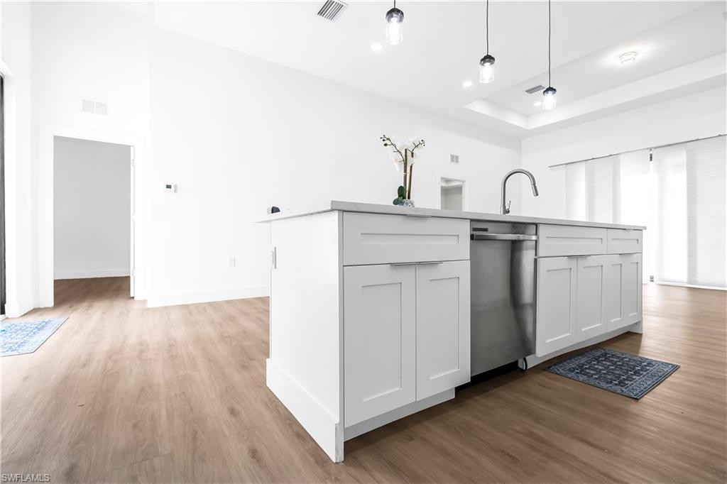 MONTURA - Residential