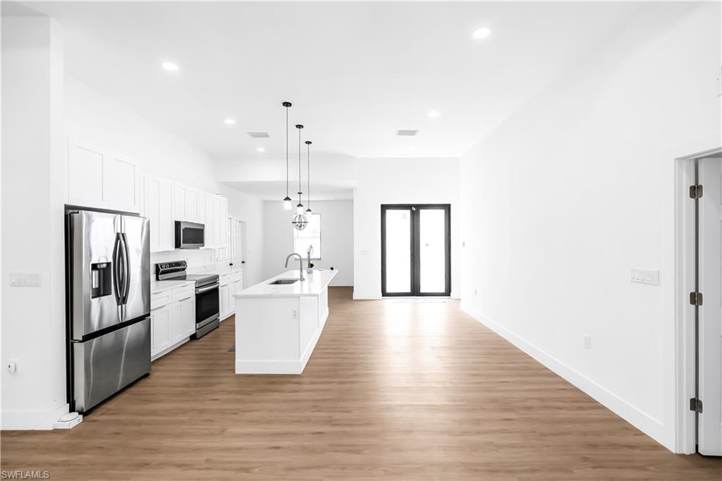 MONTURA - Residential