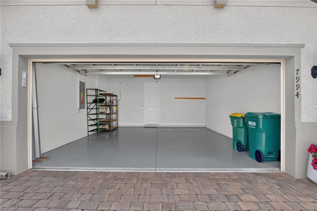 BELLERA WALK - Residential