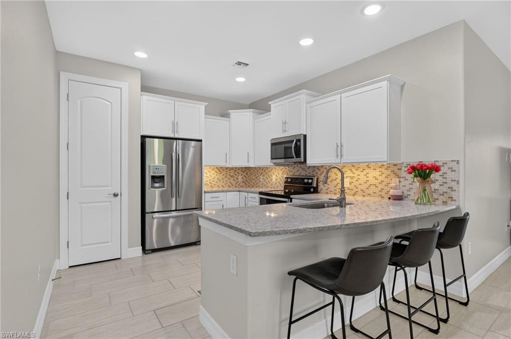 BELLERA WALK - Residential