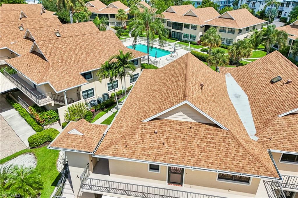 BAYSIDE VILLAS - Residential