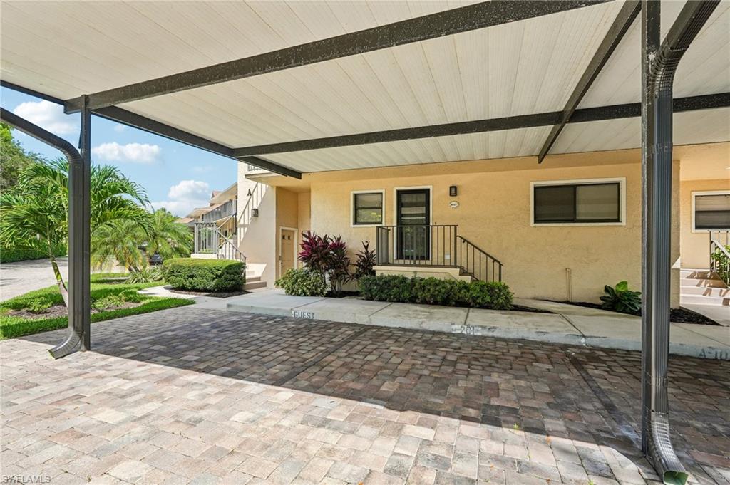 BAYSIDE VILLAS - Residential