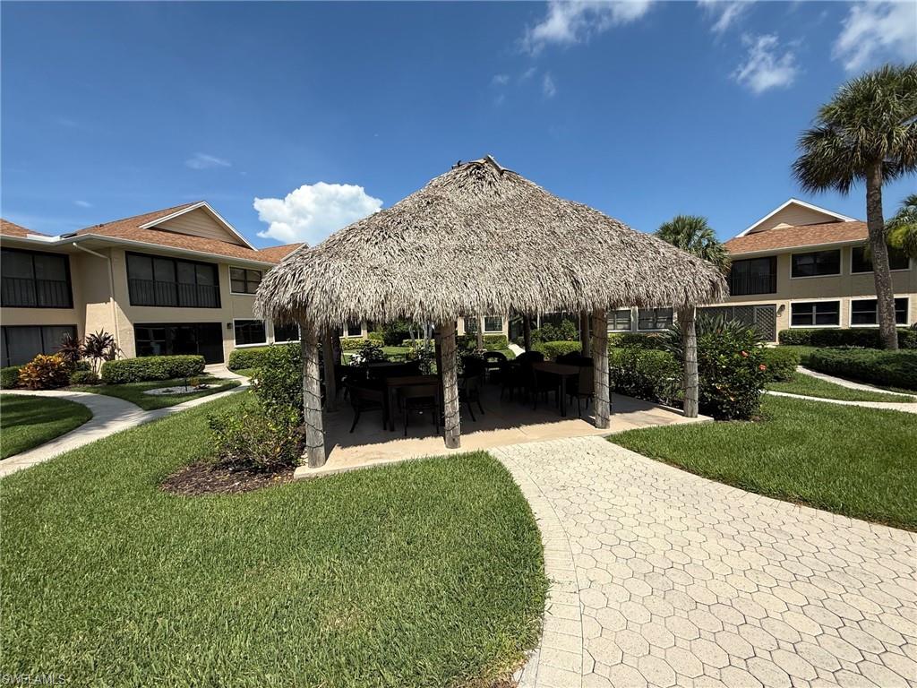 BAYSIDE VILLAS - Residential