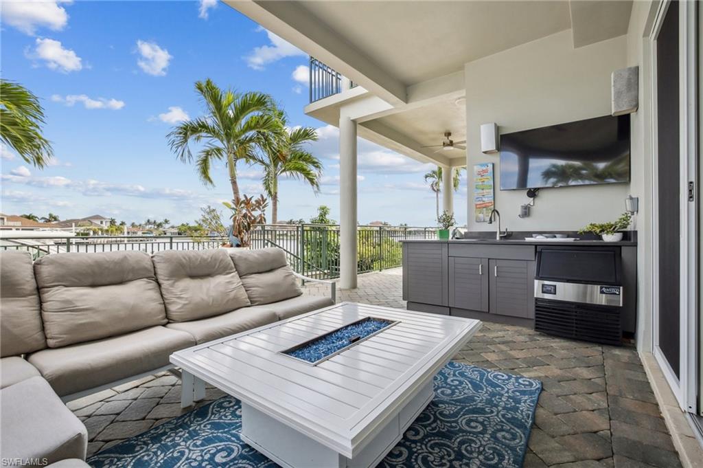 MARCO ISLAND - Residential