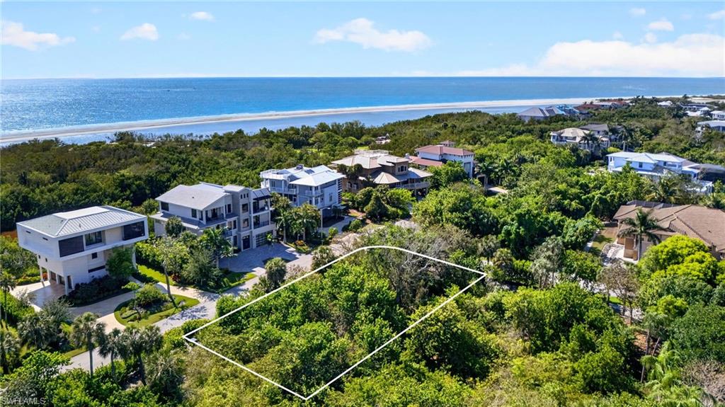 HIDEAWAY BEACH - Land